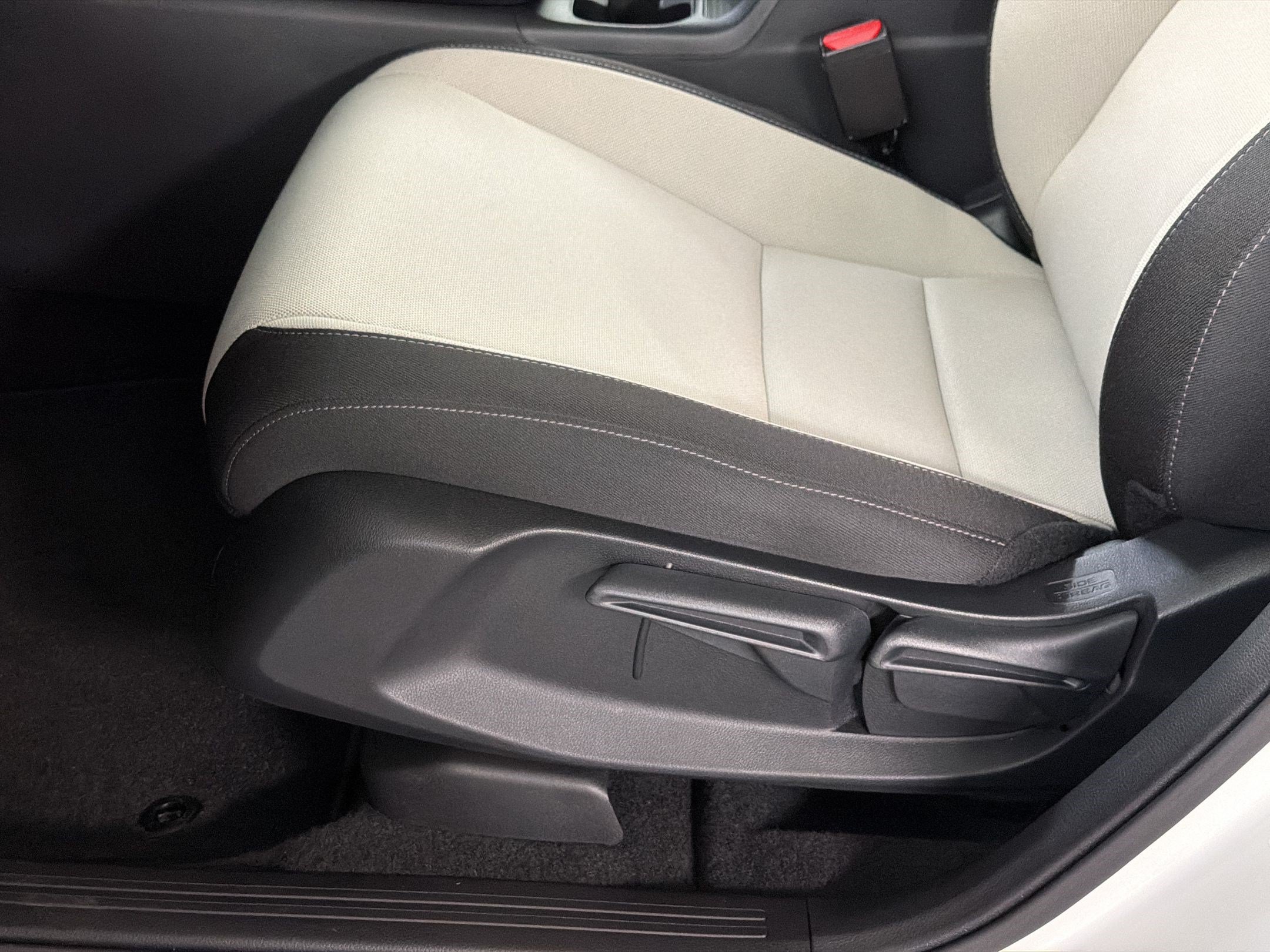 Certified 2025 Honda CR-V LX image 15