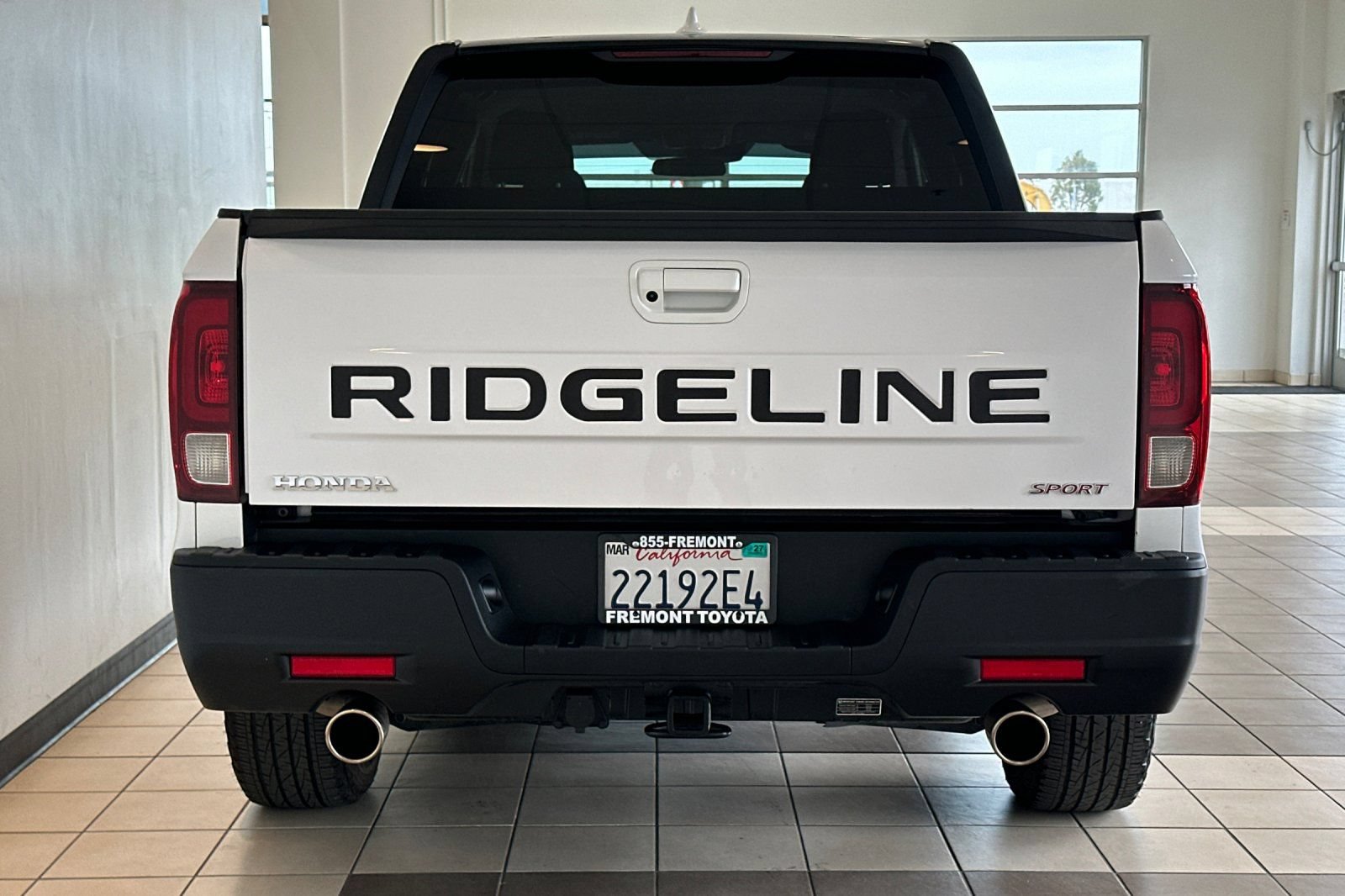 Used 2025 Honda Ridgeline Sport image 5