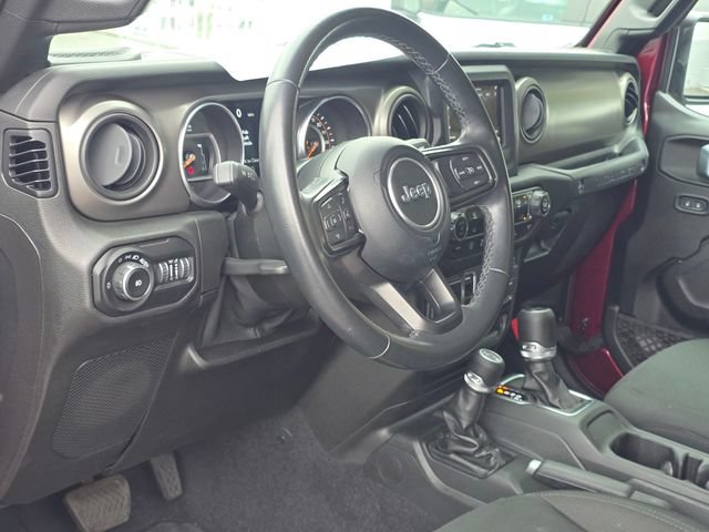Used 2021 Jeep Wrangler Unlimited Sport AWD/4WD image 9