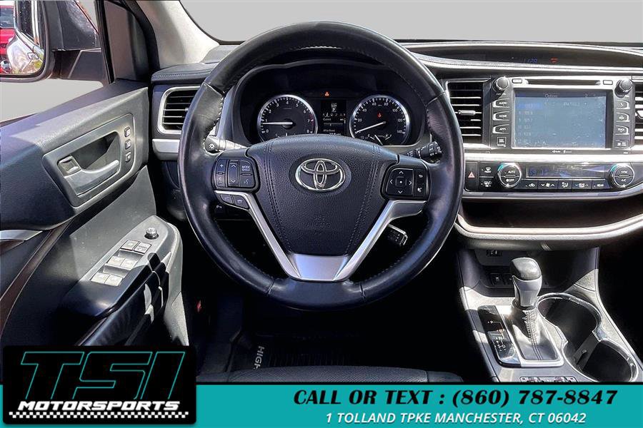 Used 2015 Toyota Highlander Limited AWD/4WD image 5