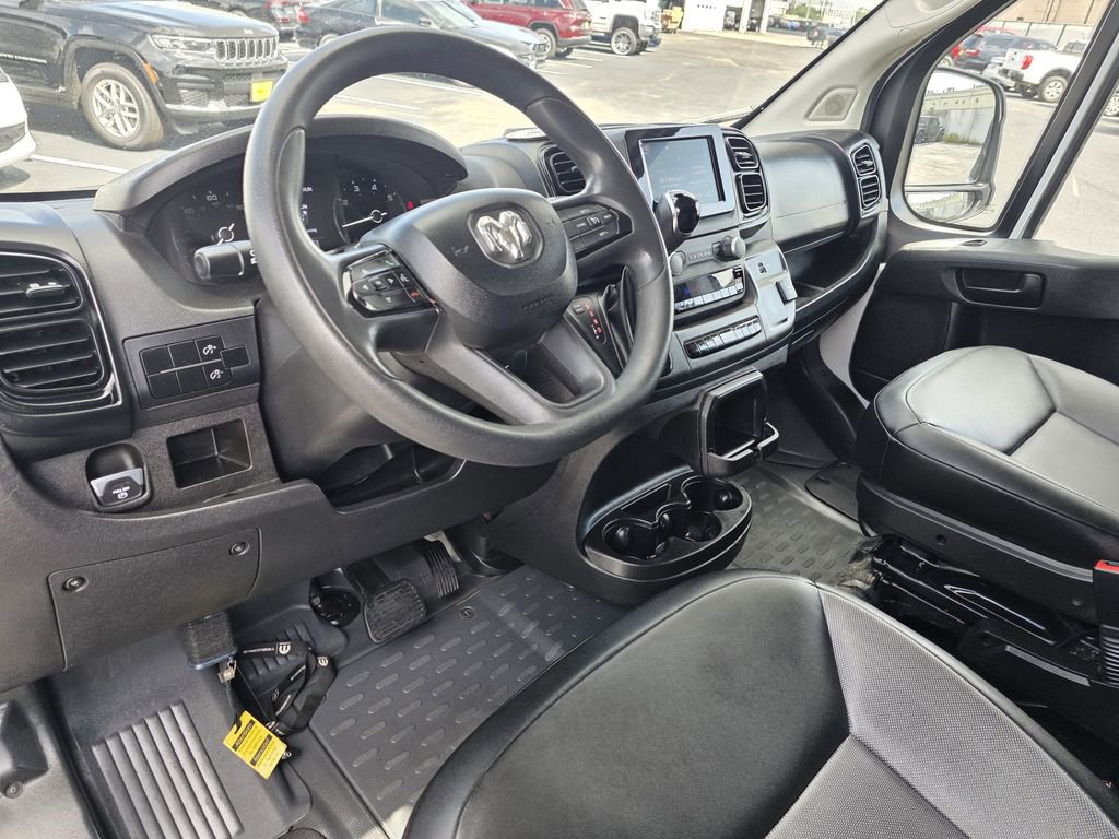 Used 2023 RAM ProMaster 2500 image 13