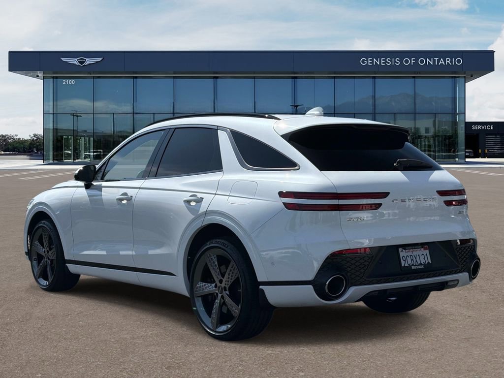 Used 2023 Genesis GV70 2.5T Sport Prestige w/ Sport Prestige Package image 2