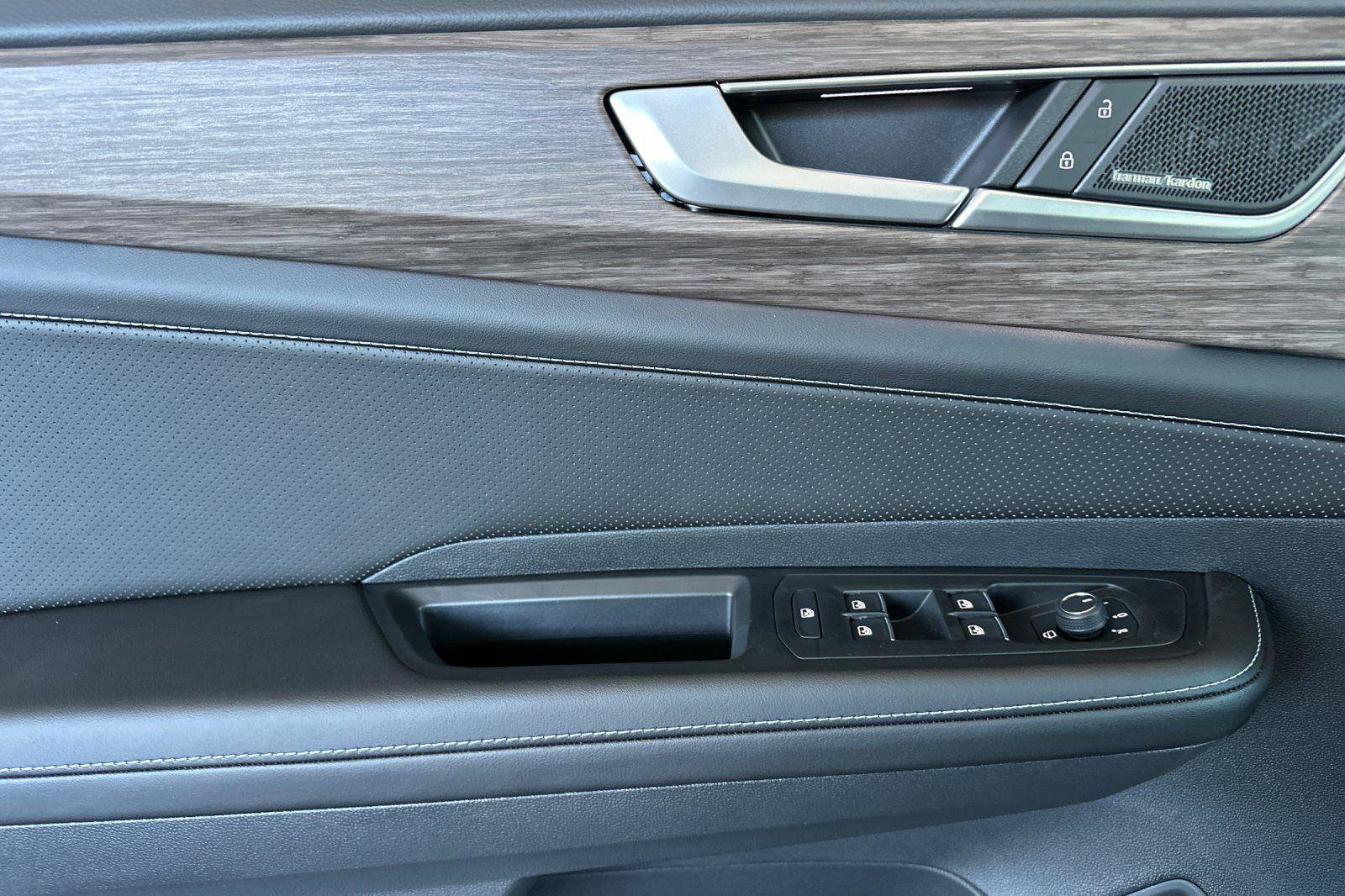 New 2026 Volkswagen Atlas SEL Premium R-Line image 10