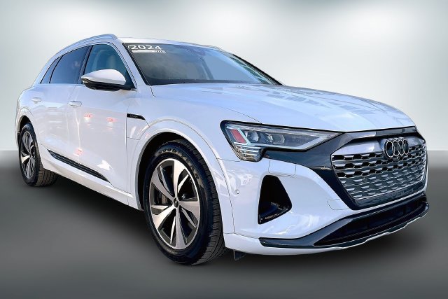 Certified 2024 Audi Q8 e-tron Premium Plus AWD/4WD image 1