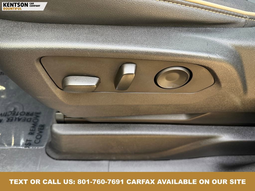 Used 2023 GMC Yukon SLT image 34