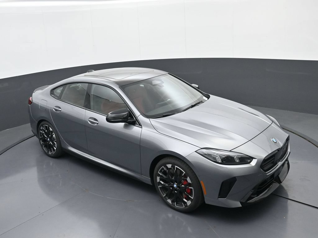 New 2026 BMW M235i xDrive w/ Technology Package AWD/4WD image 32