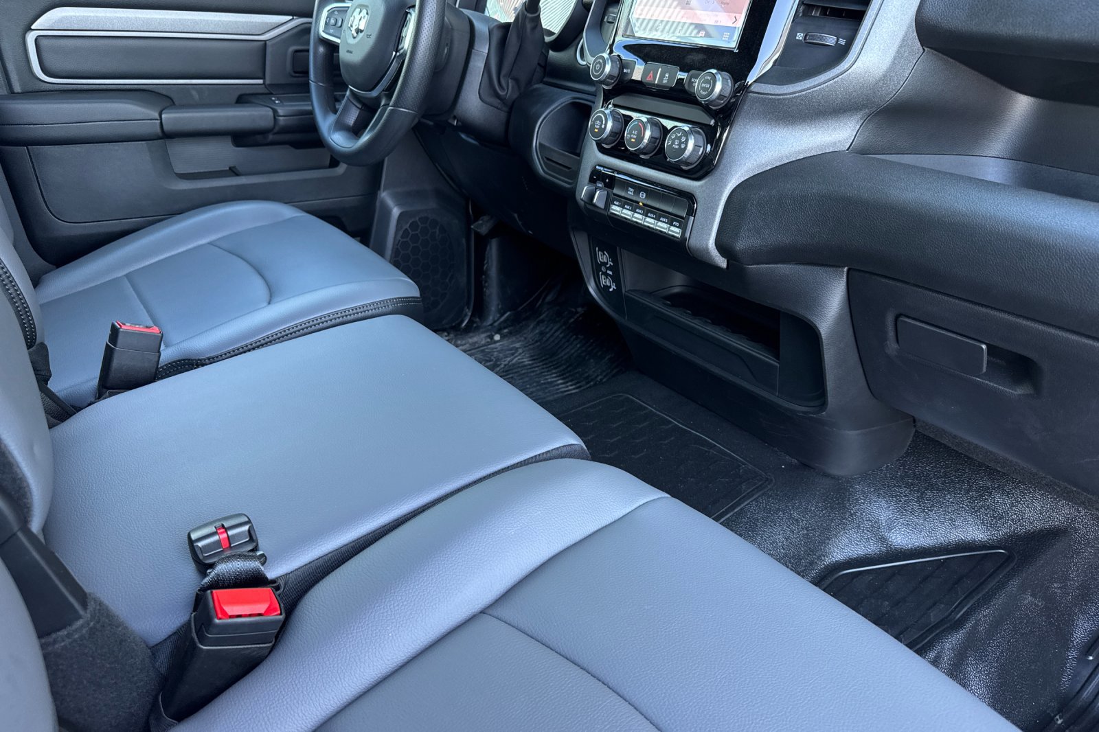 New 2026 RAM 5500 Tradesman w/ Chrome Appearance Group image 13