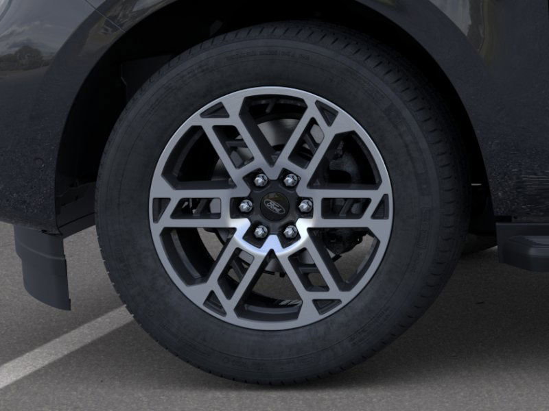 New 2025 Ford Expedition Active image 19