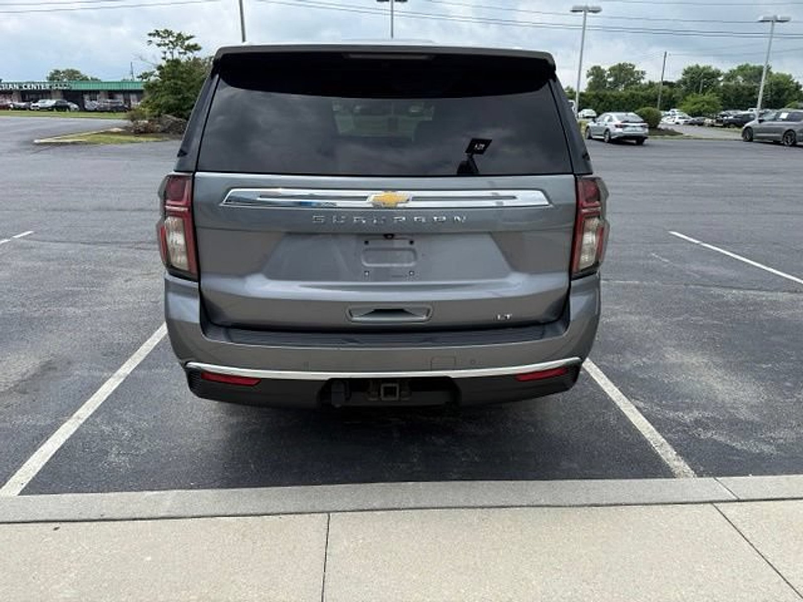 Used 2021 Chevrolet Suburban LT AWD/4WD image 6