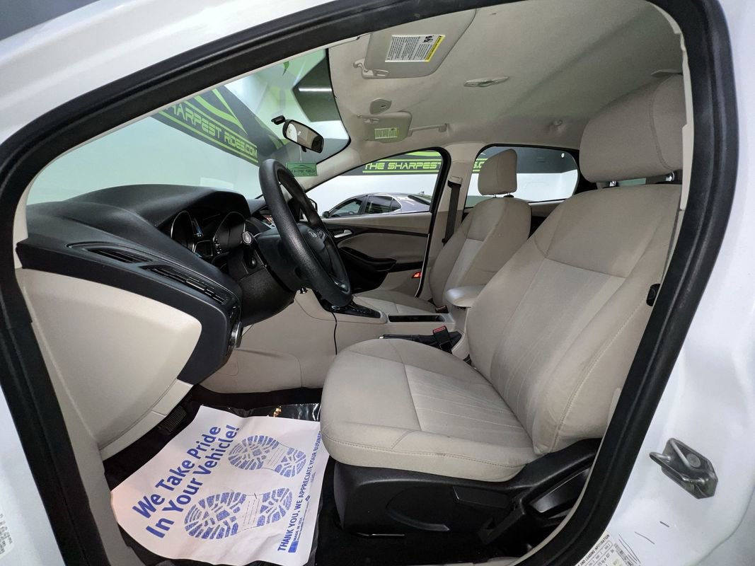 Used 2016 Ford Focus SE image 17