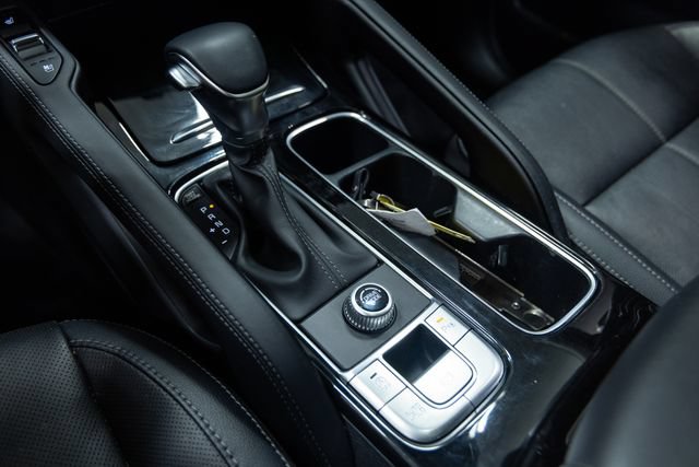 Used 2024 Kia Telluride EX w/ EX Captain's Chair Package FWD image 20