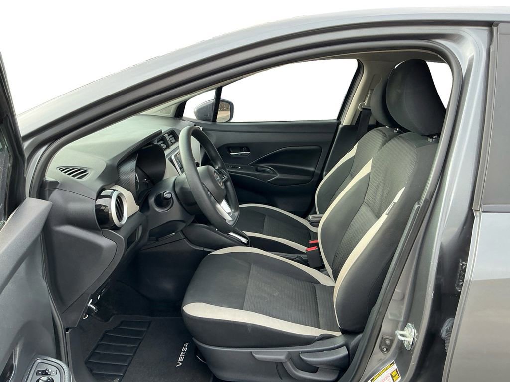 Used 2020 Nissan Versa SV w/ Trunk Package image 14