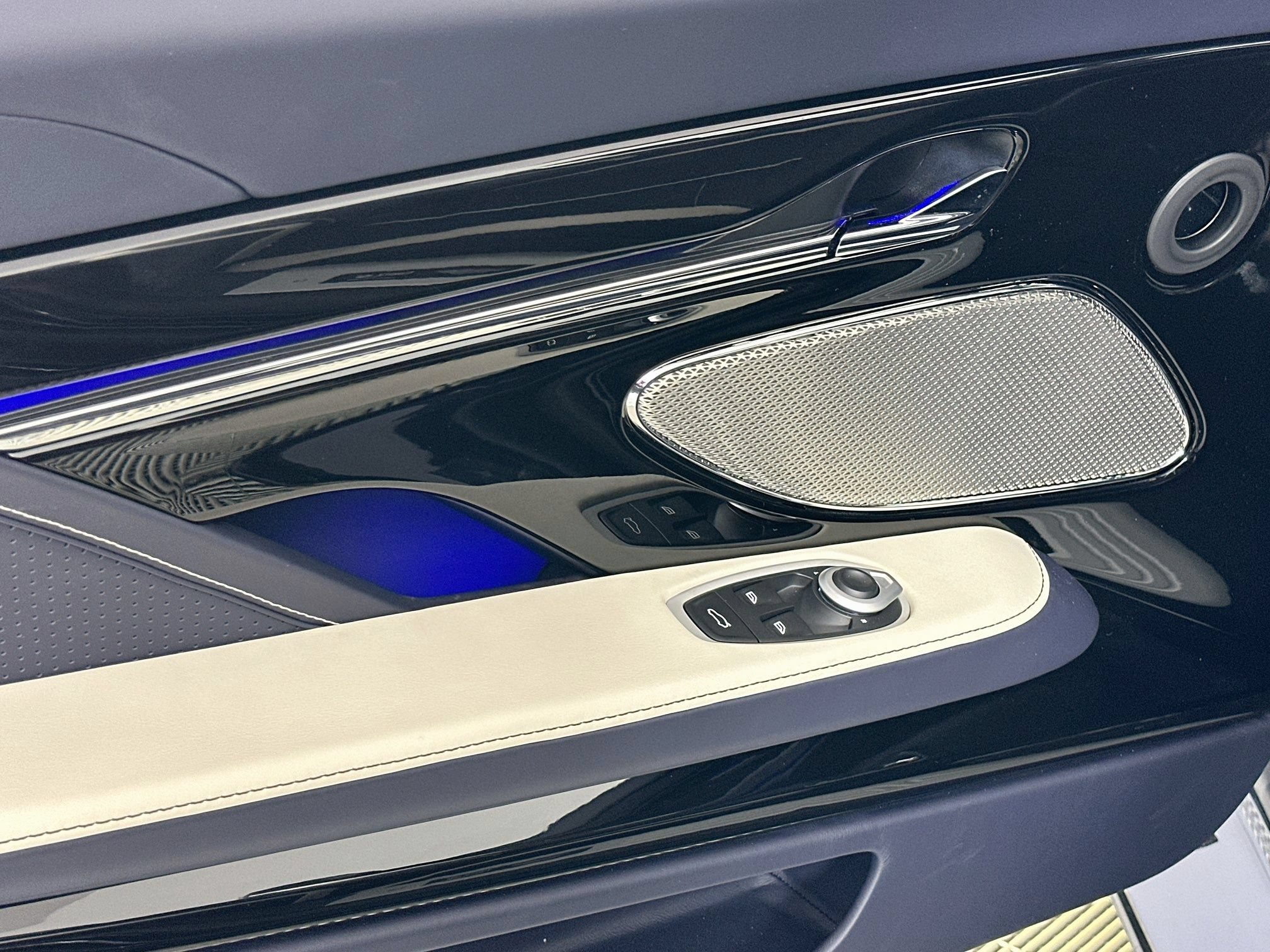New 2026 Aston Martin DB12 Convertible RWD image 15