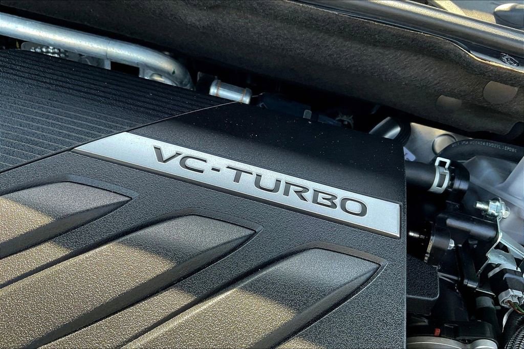 Used 2025 Nissan Rogue SV FWD image 32