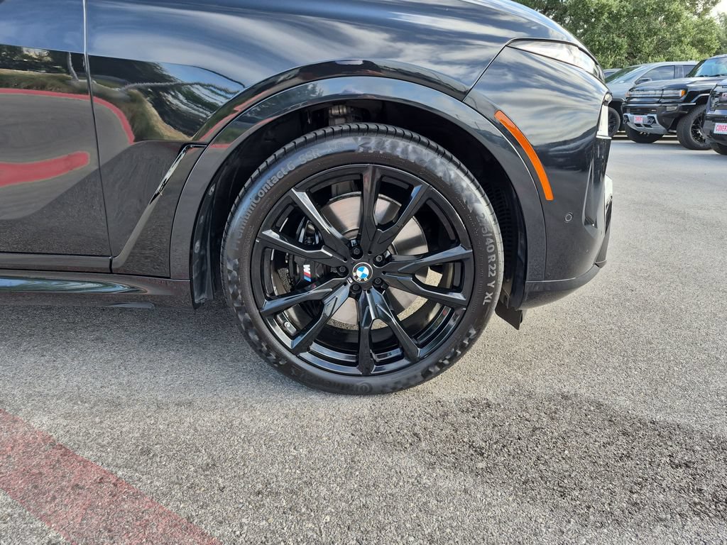 Used 2024 BMW X7 M60i w/ Climate Comfort Package AWD/4WD image 17