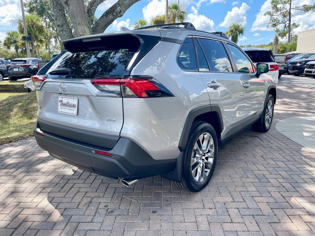 Used 2025 Toyota RAV4 XLE Premium image 6