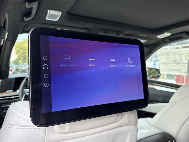 New 2025 Cadillac Escalade Sport Platinum w/ LPO, ONYX Package image 18