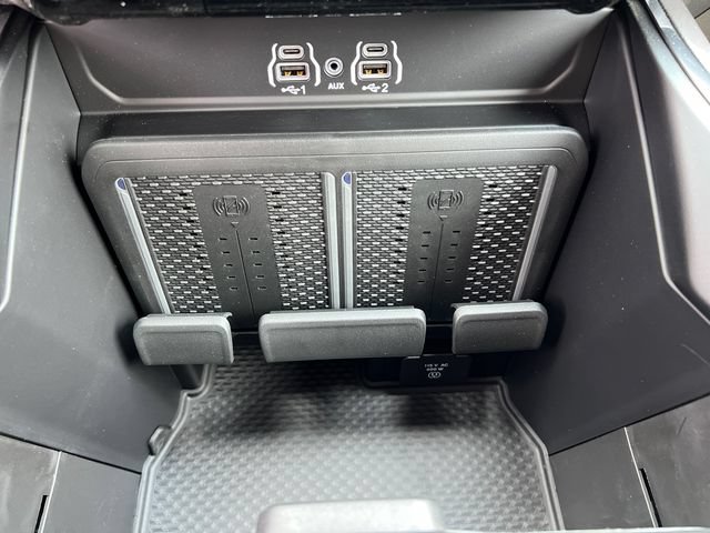 New 2026 RAM 2500 Laramie AWD/4WD image 12
