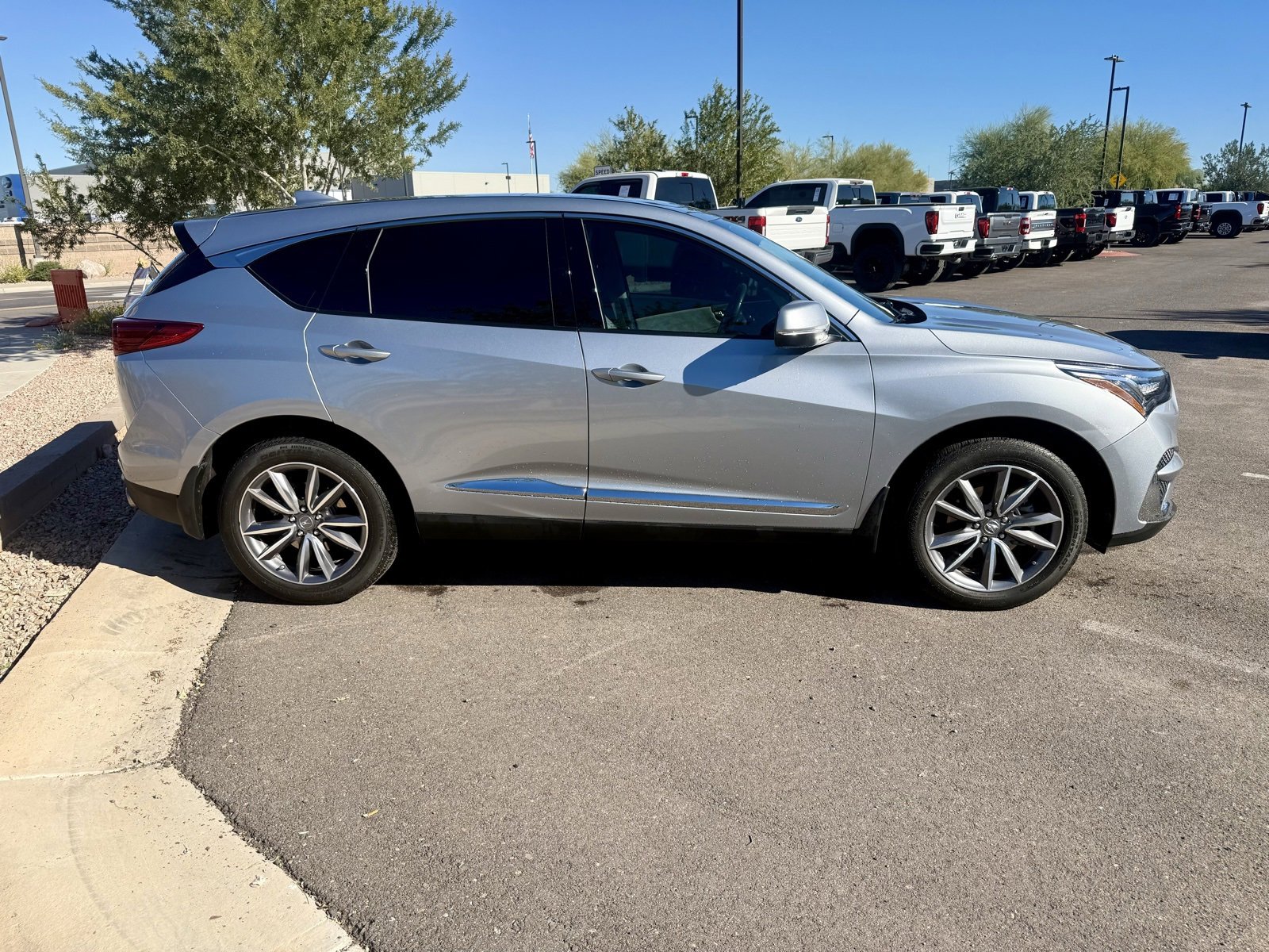 Used 2019 Acura RDX w/ Technology Package image 2