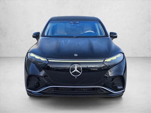 Used 2023 Mercedes-Benz EQS 580 4MATIC SUV image 2