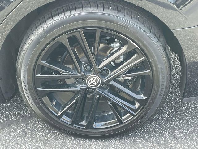 Used 2025 Toyota Camry SE image 7