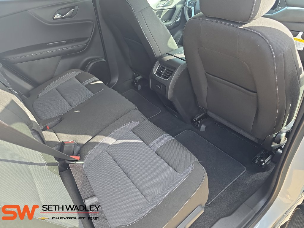 New 2026 Chevrolet Blazer LT w/ Convenience Package FWD image 11