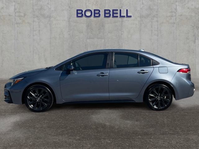 Used 2025 Toyota Corolla SE FWD image 2