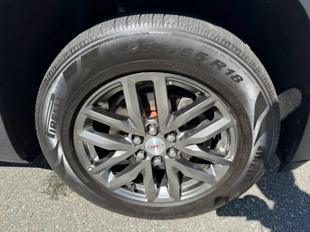 Used 2017 GMC Acadia SLT AWD/4WD image 9