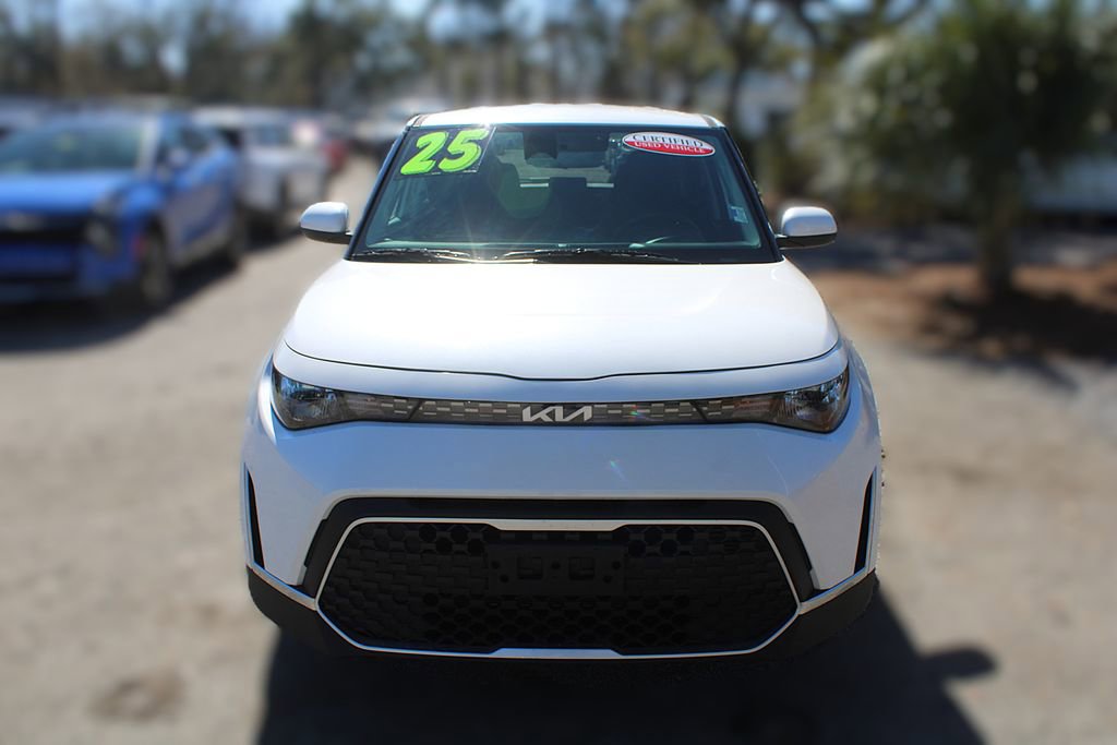 Certified 2025 Kia Soul LX image 17