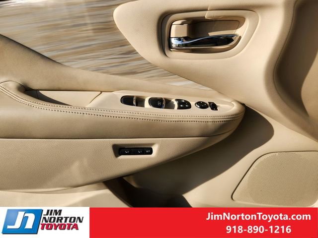 Used 2015 Nissan Murano SL w/ SL Technology Package FWD image 24