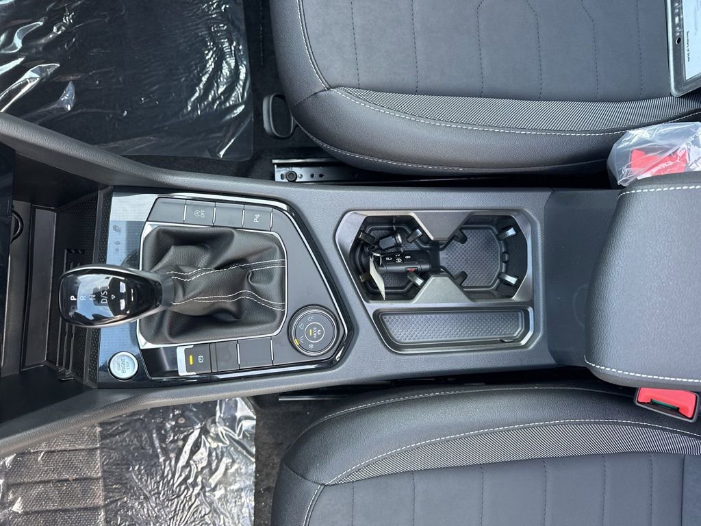 New 2026 Volkswagen Taos SE image 26