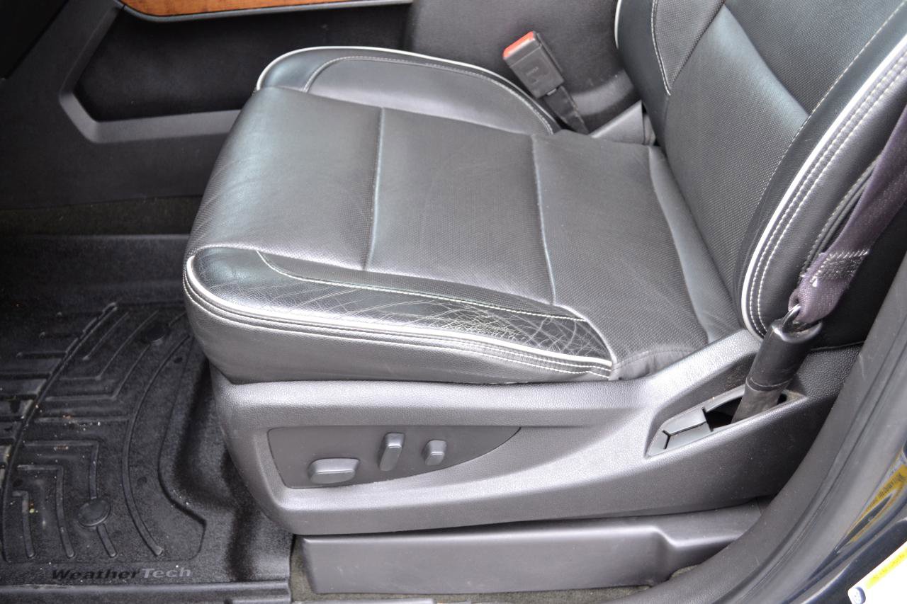 Used 2017 Chevrolet Silverado 1500 High Country image 30