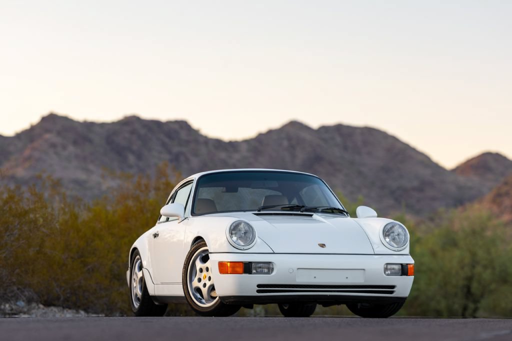 Used 1992 Porsche 911 Carrera RWD image 3