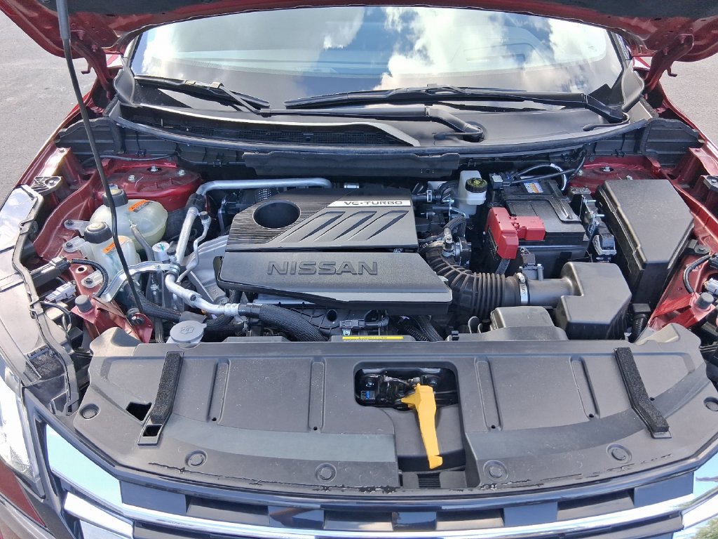 Used 2025 Nissan Rogue Platinum w/ Platinum Premium Package FWD image 27