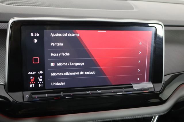 Used 2025 Volkswagen Atlas Peak Edition SE image 44