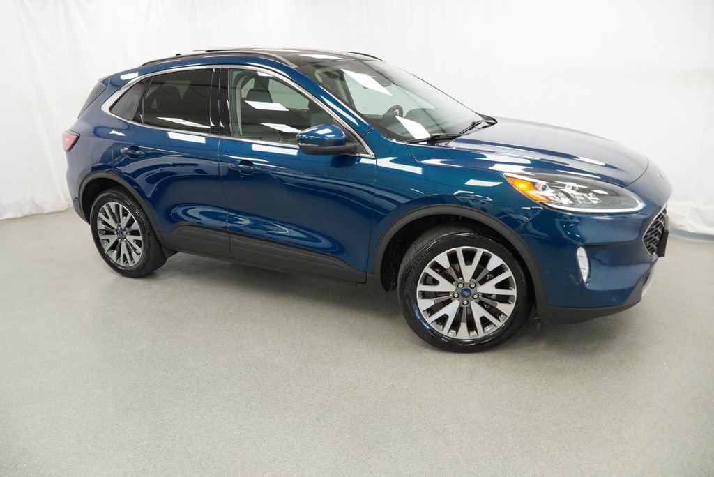 Used 2020 Ford Escape Titanium AWD/4WD image 24