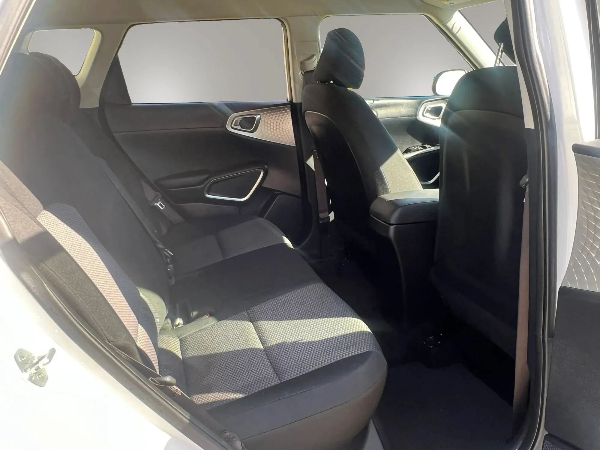 Used 2022 Kia Soul LX w/ Technology Package FWD image 28