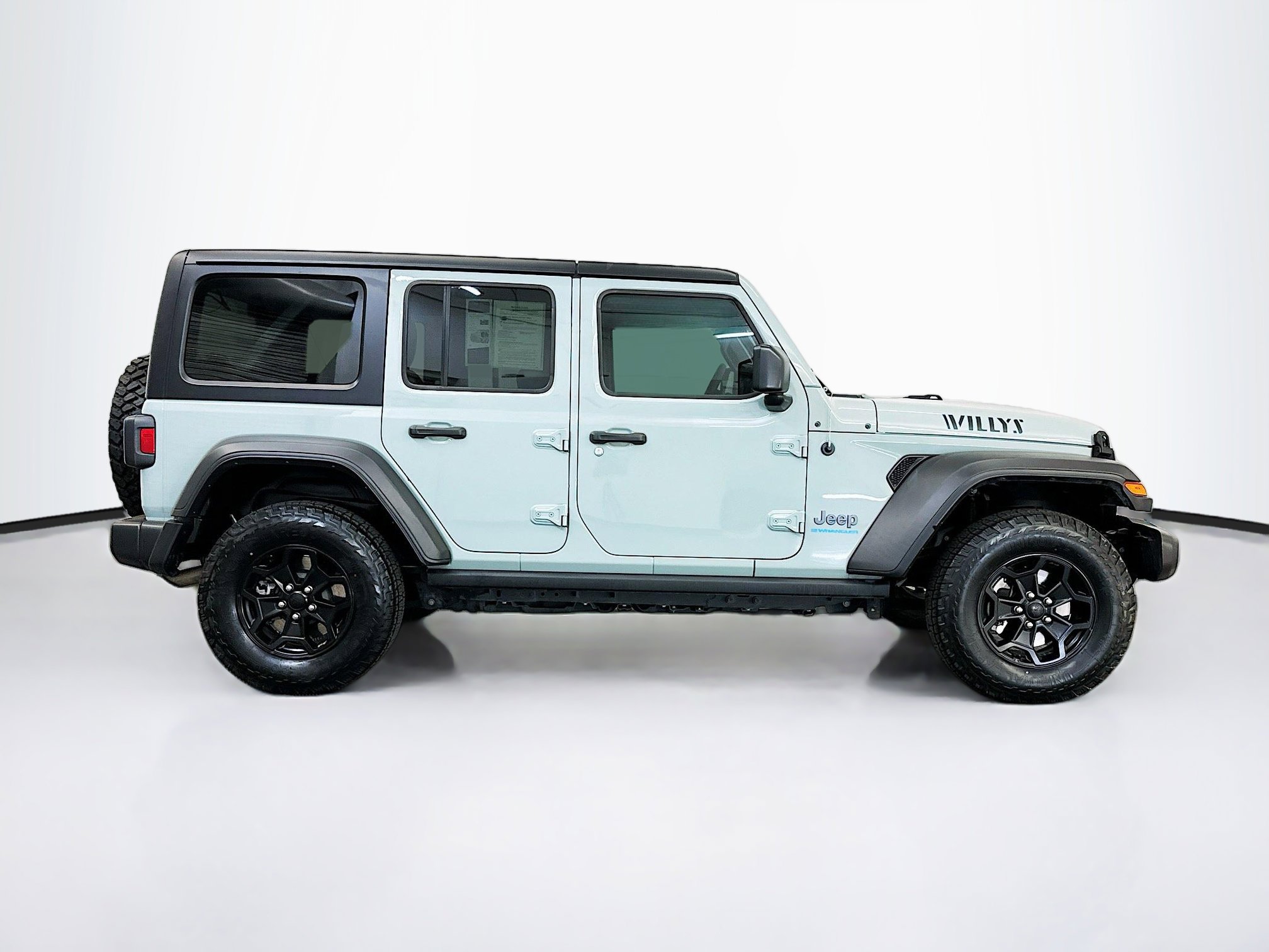 Used 2023 Jeep Wrangler Unlimited image 10