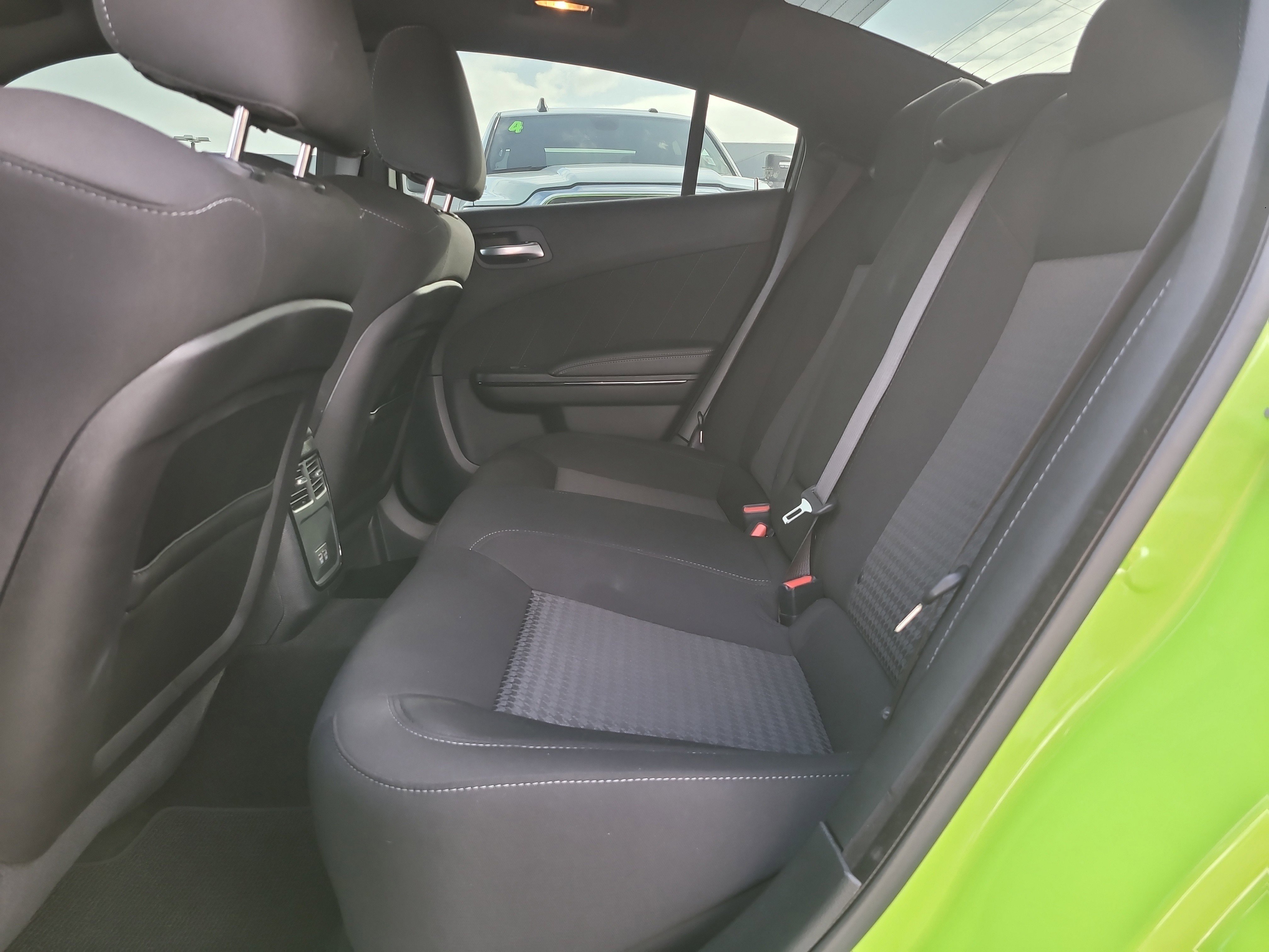 Used 2023 Dodge Charger R/T w/ Harman/Kardon Audio Group image 11