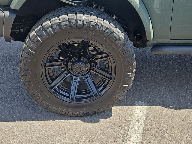 Used 2023 Ford Bronco Wildtrak AWD/4WD image 23