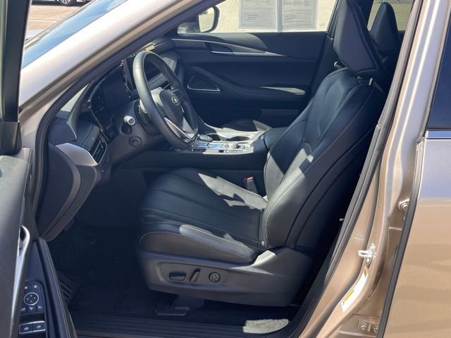 Certified 2025 INFINITI QX60 Luxe w/ Lighting Package (N94) image 7