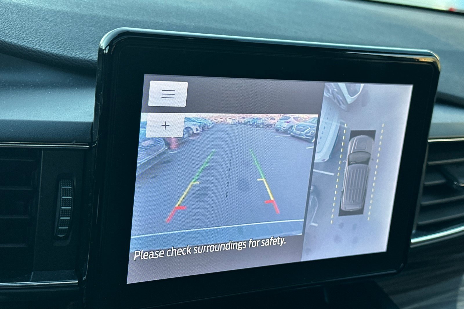 Used 2020 Ford Explorer Limited w/ Class III Trailer Tow Package image 24