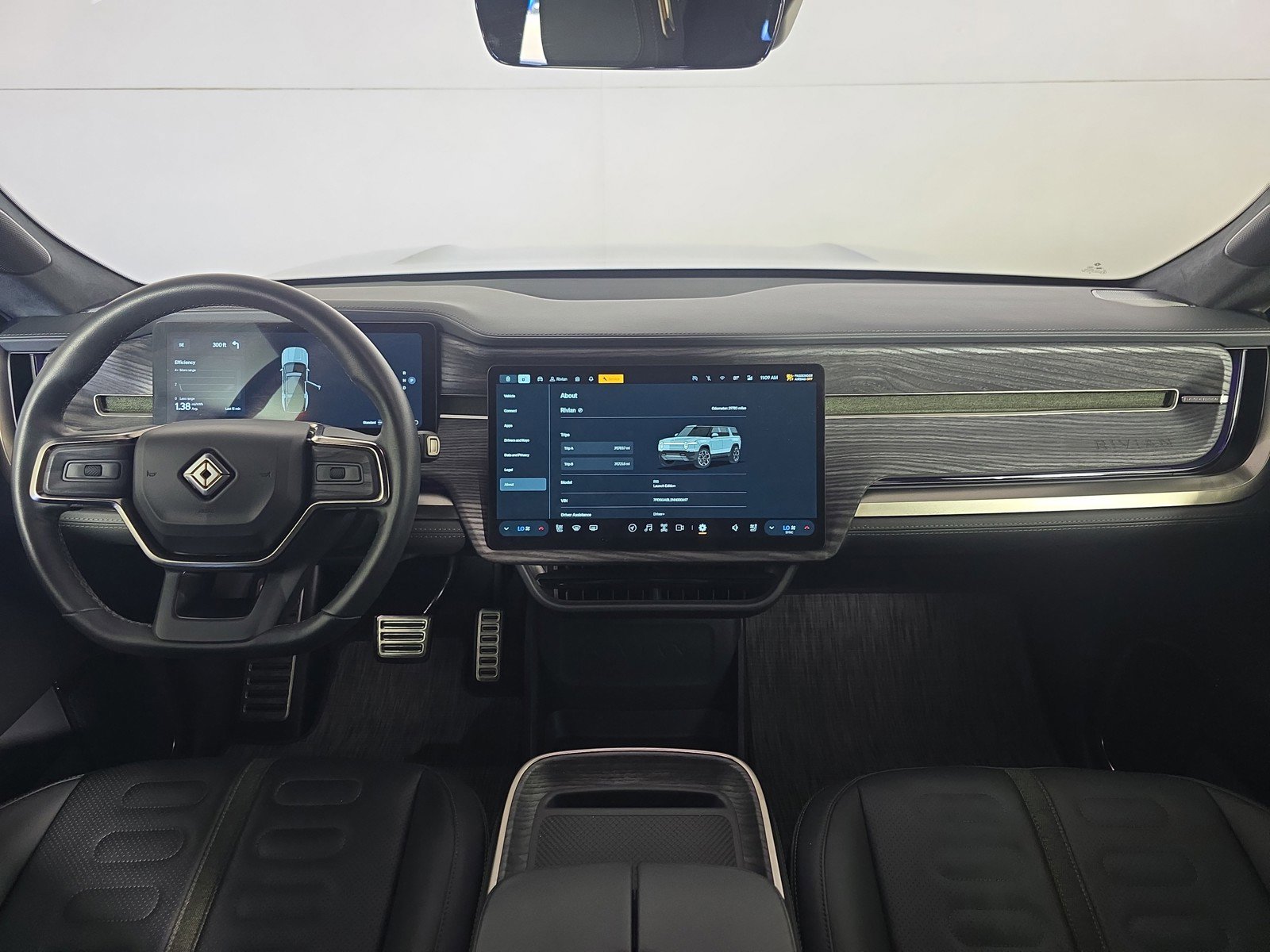 Used 2022 Rivian R1S Launch Edition image 27