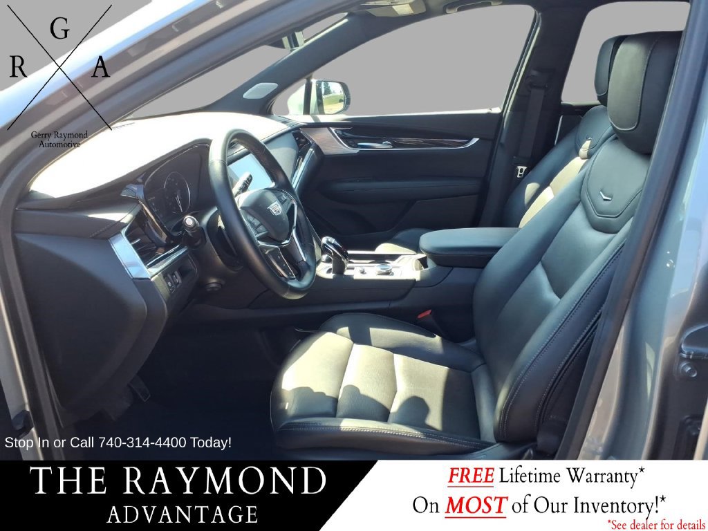 Used 2025 Cadillac XT5 Premium Luxury AWD/4WD image 15