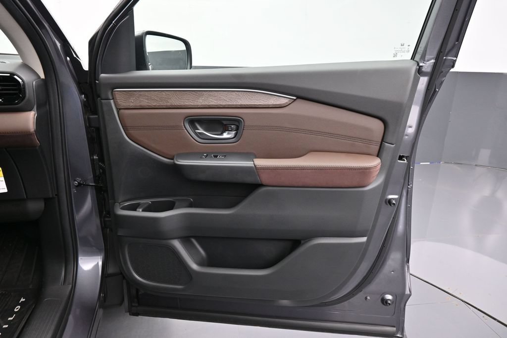 New 2026 Honda Pilot Elite image 32