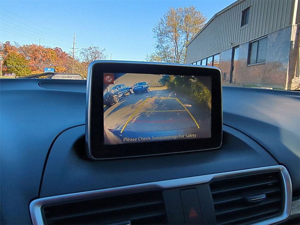 Used 2015 MAZDA MAZDA3 i Touring w/ Technology Package image 14