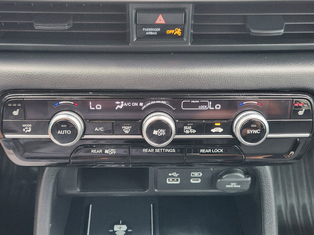 Used 2024 Honda Pilot Touring image 20