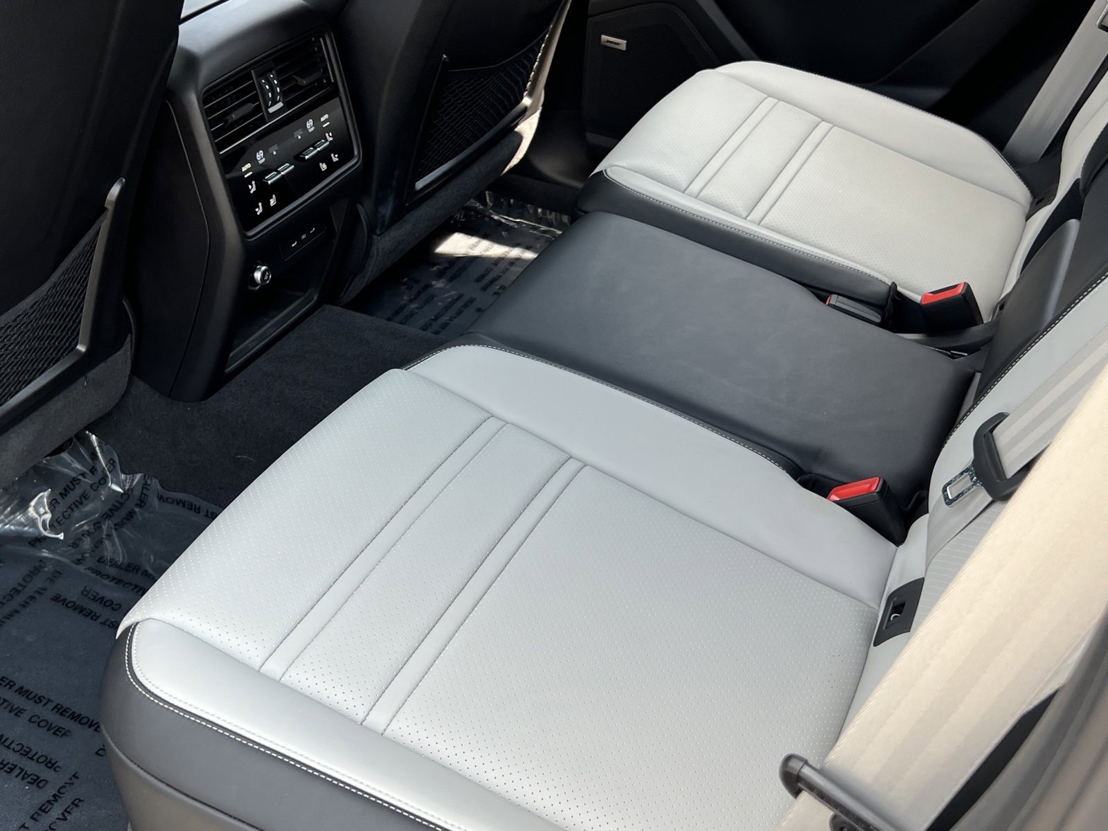 New 2025 Porsche Cayenne S image 19