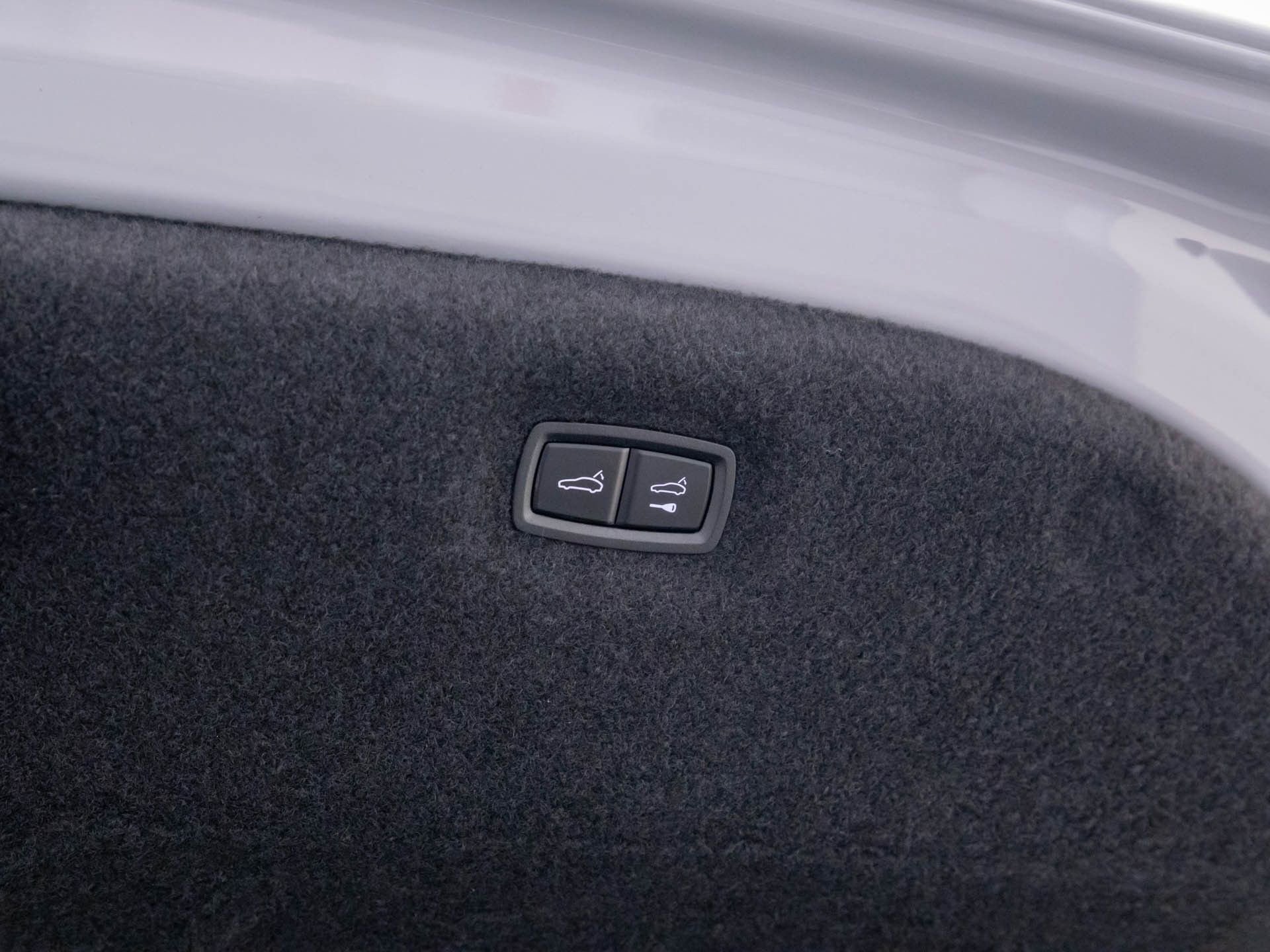 Certified 2023 Porsche Taycan Turbo S image 31