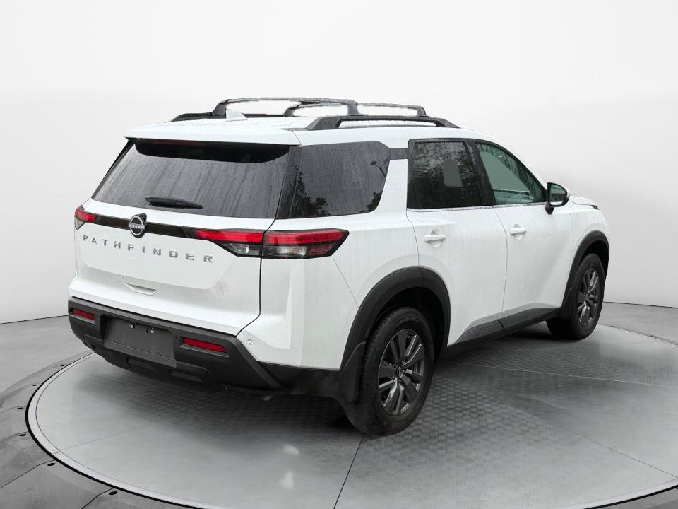 Used 2025 Nissan Pathfinder SV FWD image 7